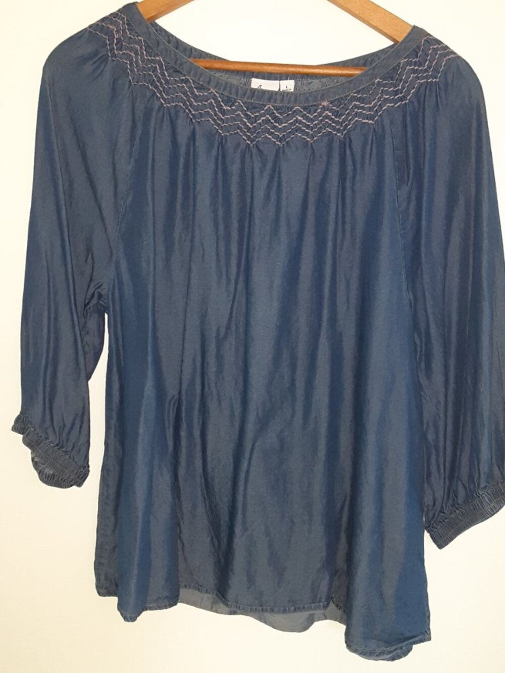 LADIES MIRA PULLOVER BLOUSE SMOCKED NECKLINE LYOCELL DENIM COLOR LARGE